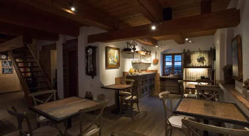 Romantik Hotel U Raka