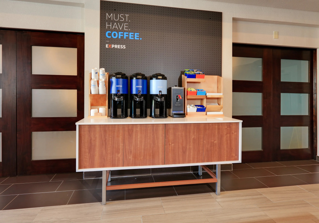 Holiday Inn Express & Suites Austin Round Rock by IHG