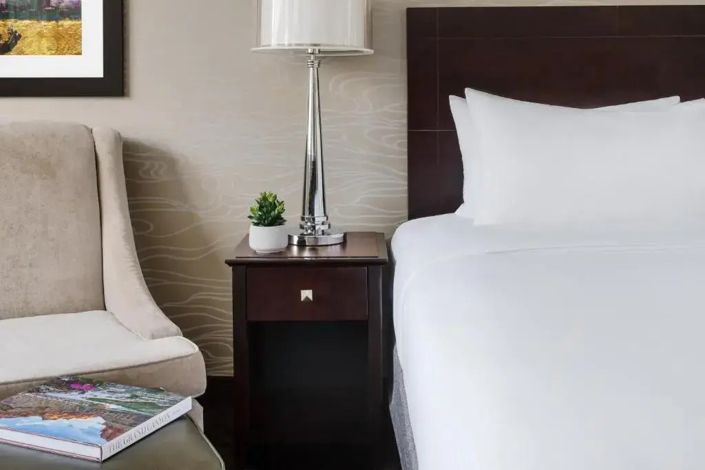 Crowne Plaza Phoenix Airport - PHX by IHG