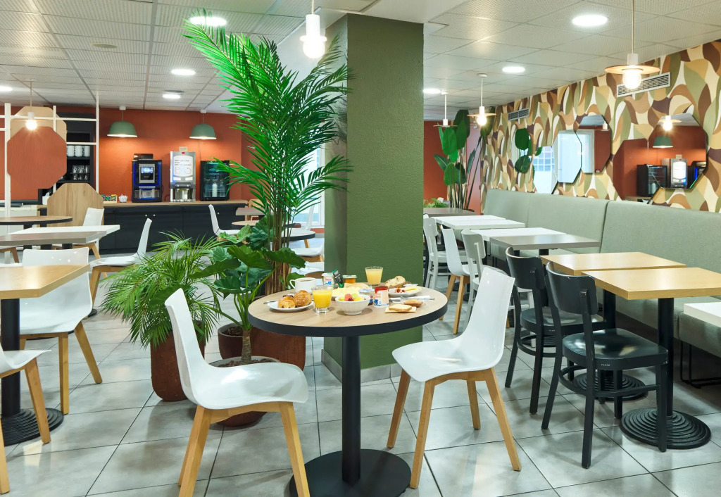 B&B HOTEL Paris Porte de la Villette