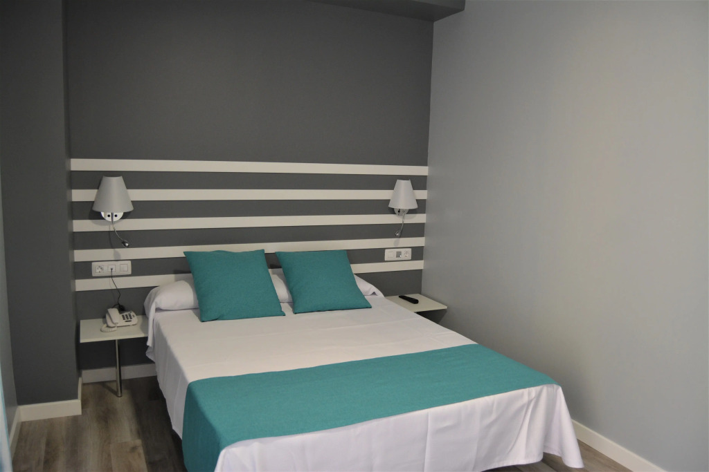 Apartamentos RF Bambi Adults Only