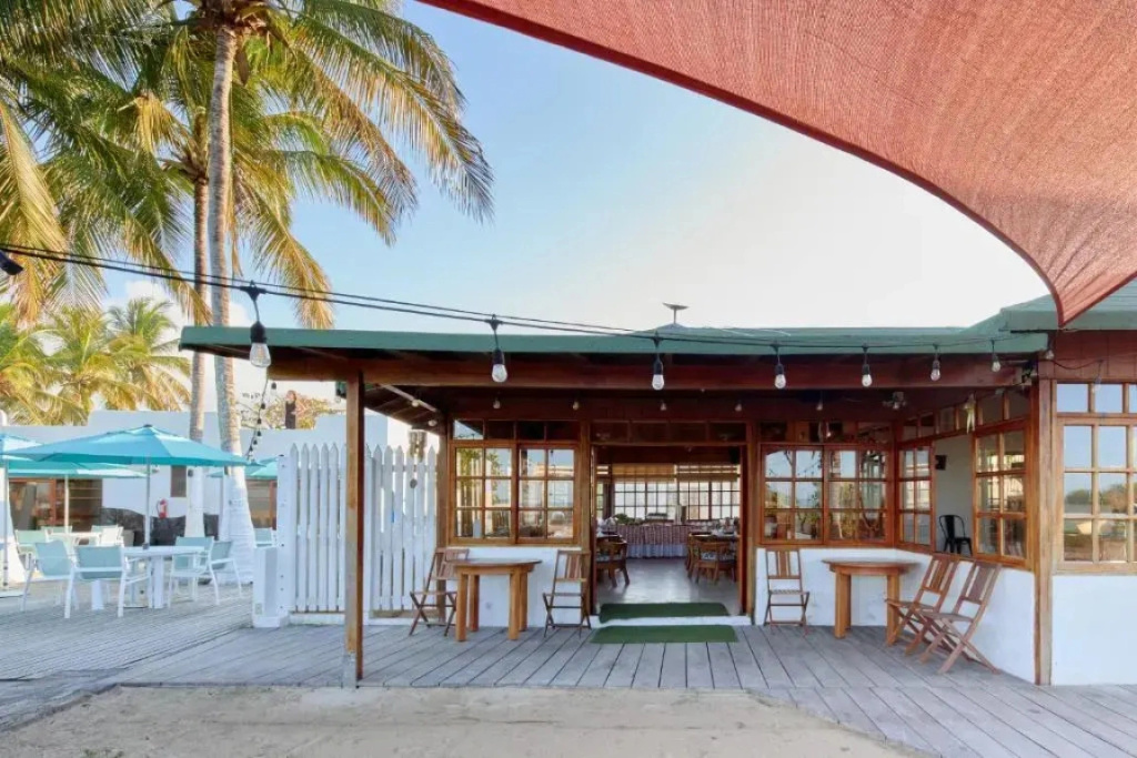 Отель Isamar Galapagos Beachfront