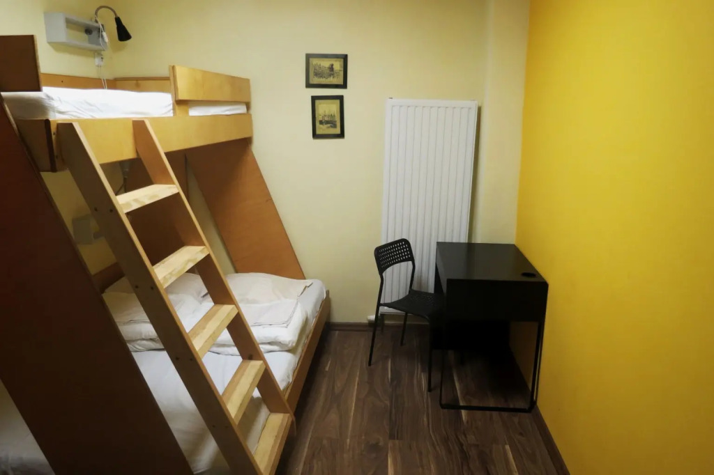 Hostel Cycle On