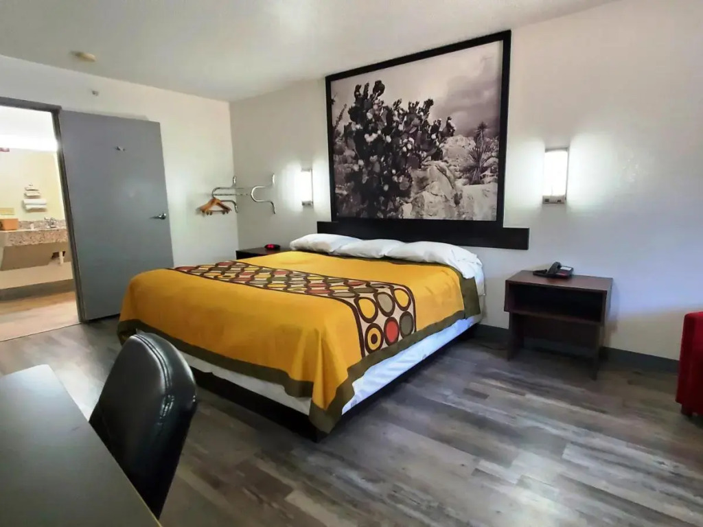 Highland Inn