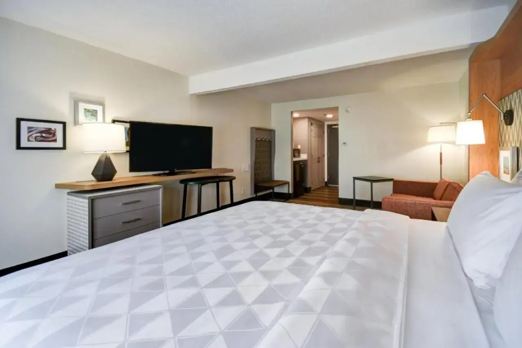 Holiday Inn Allentown I-78 & Rt. 222