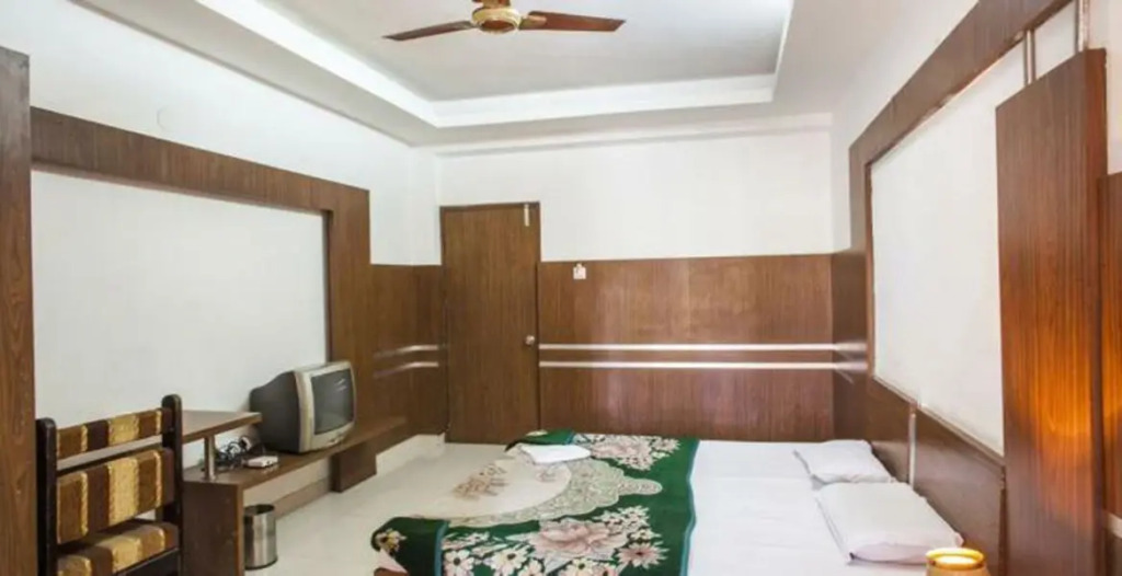 Hotel Samrat