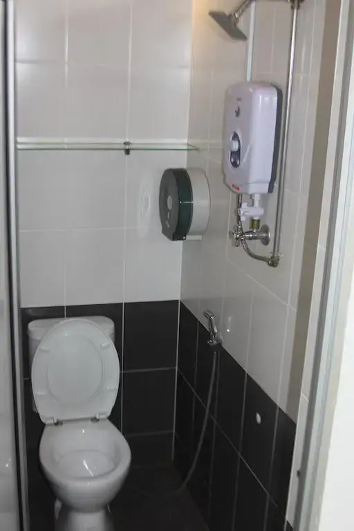 Roommates Penang Hostel