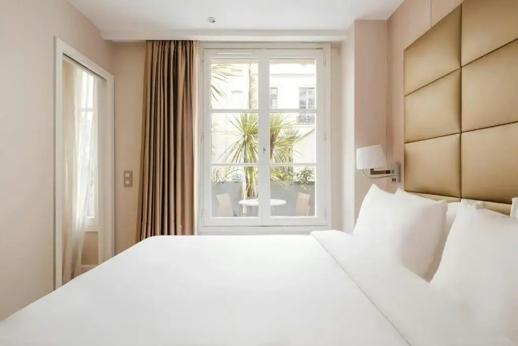 LEdmond Hotel Parc Monceau