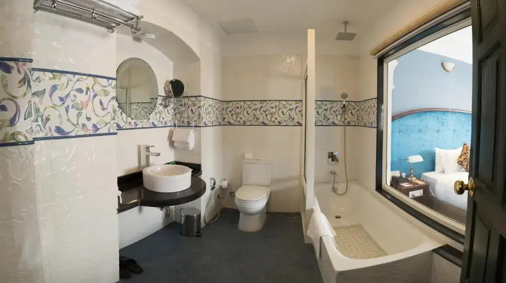 Maya Boutique Hotel