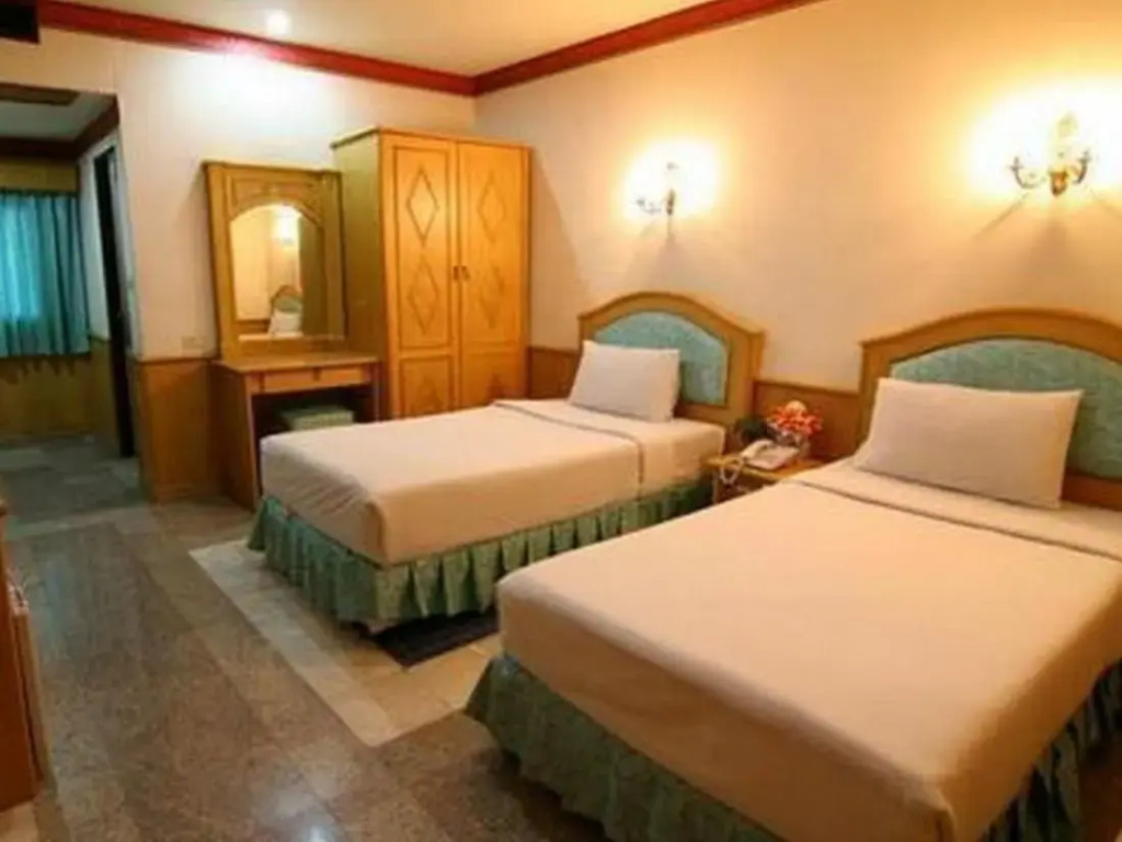Tacoma Garden Airport Lodge