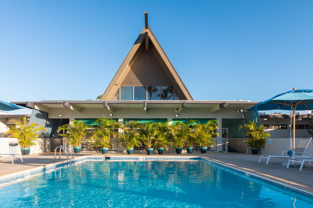 Maui Beach Hotel