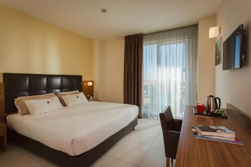 Aqua Hotel
