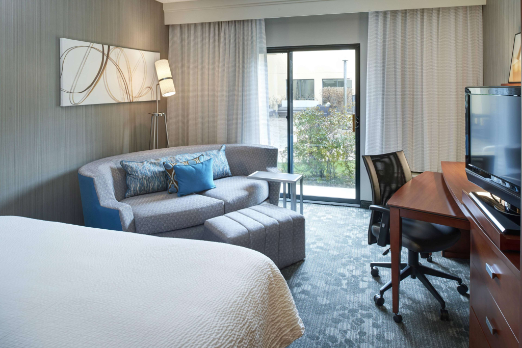 AmericInn by Wyndham Brookfield