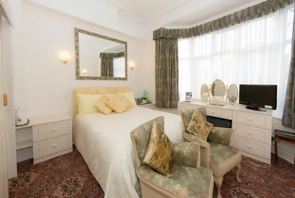 Shoreline Holiday Accommodation