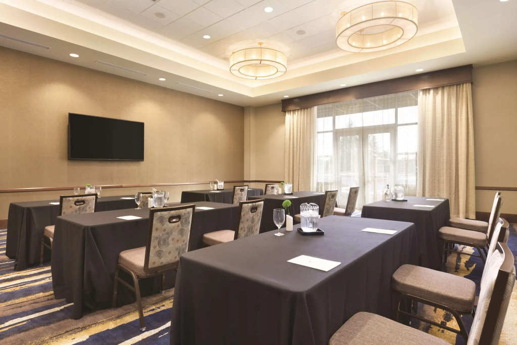 Embassy Suites by Hilton Portland Hillsboro, Oregon