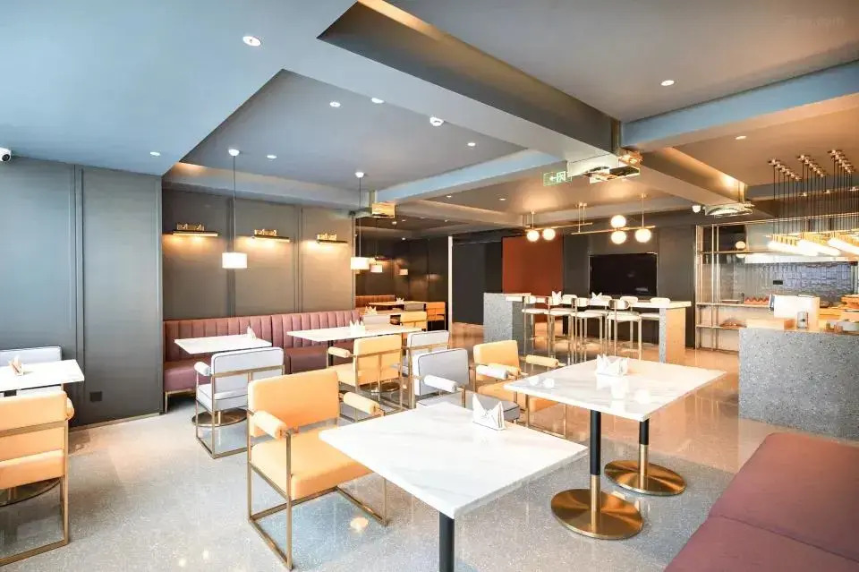 Atour Hotel (Shanghai Caohejing)