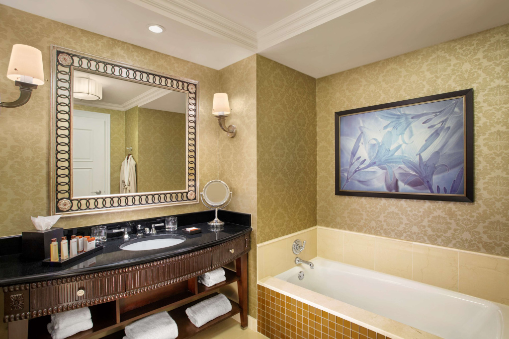 Waldorf Astoria Orlando - An Official Walt Disney World Hotel