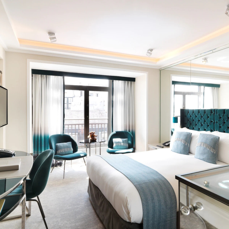 The Athenaeum Hotel & Residences