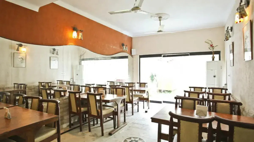 Hotel Royal Inn
