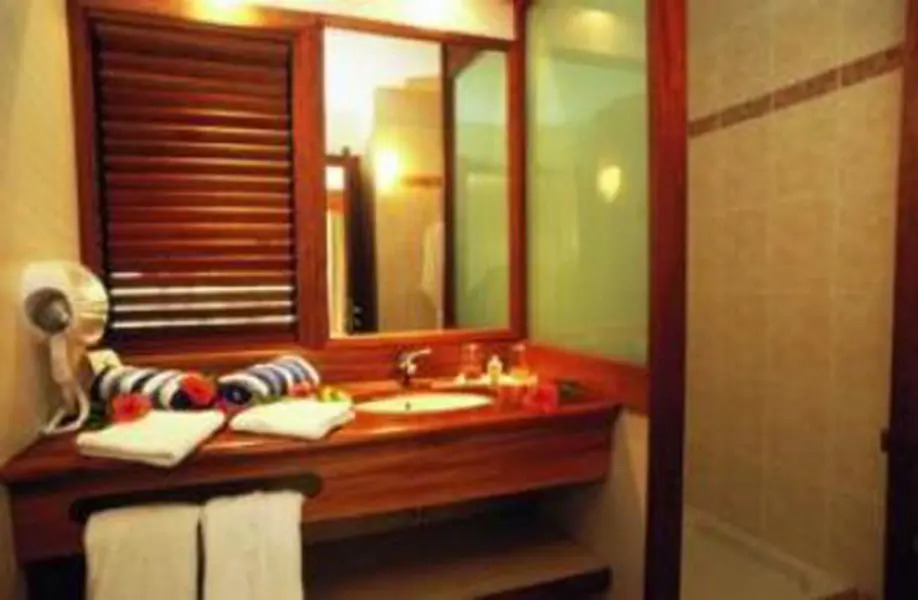 Novotel Bora Bora Beach Resort