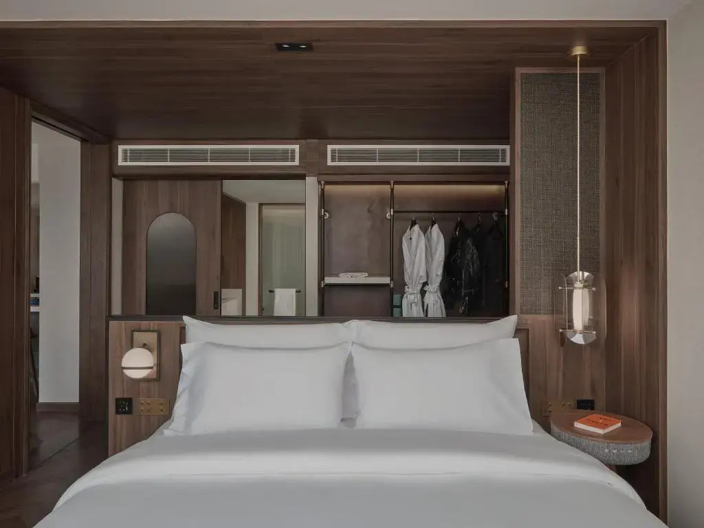 Public House Bangkok, a Member of Design Hotels