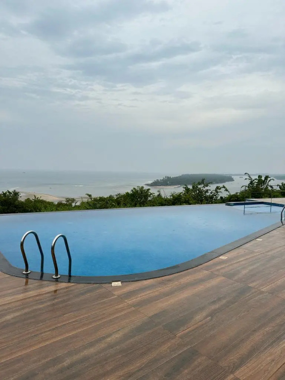 Sea Horizon Resort