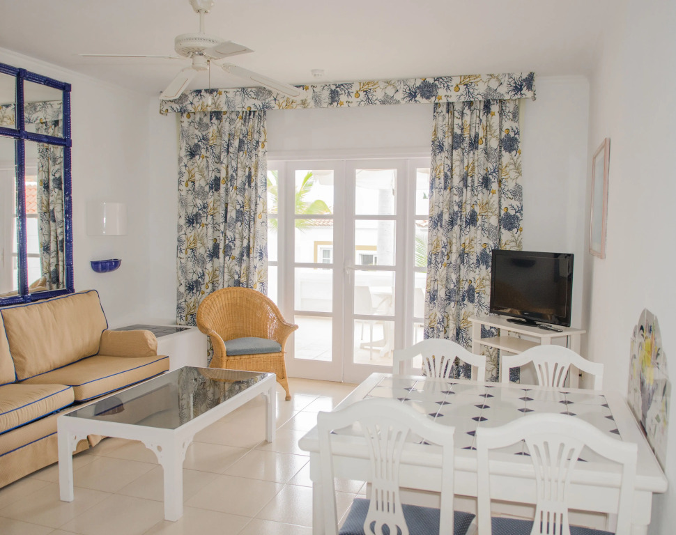 Apartamentos Parque del Sol