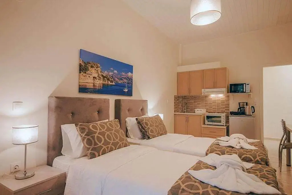 Bella De Lux Apts