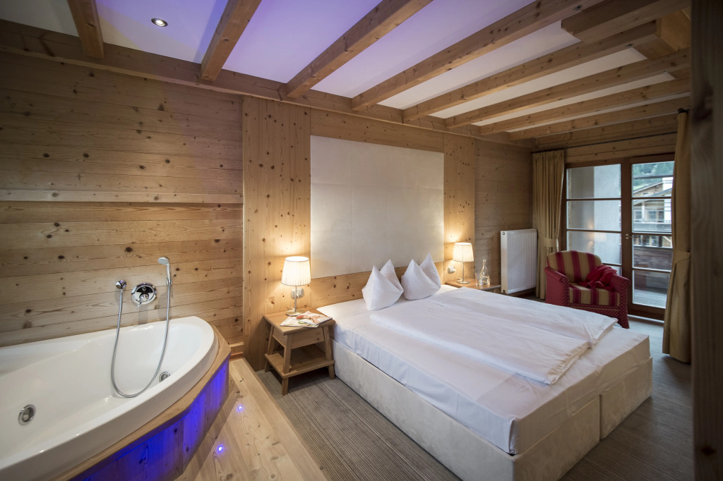 Post Alpina - Family Chalets Dolomites