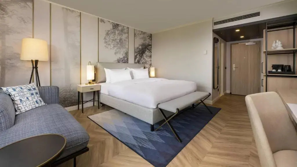DoubleTree by Hilton Berlin Kudamm