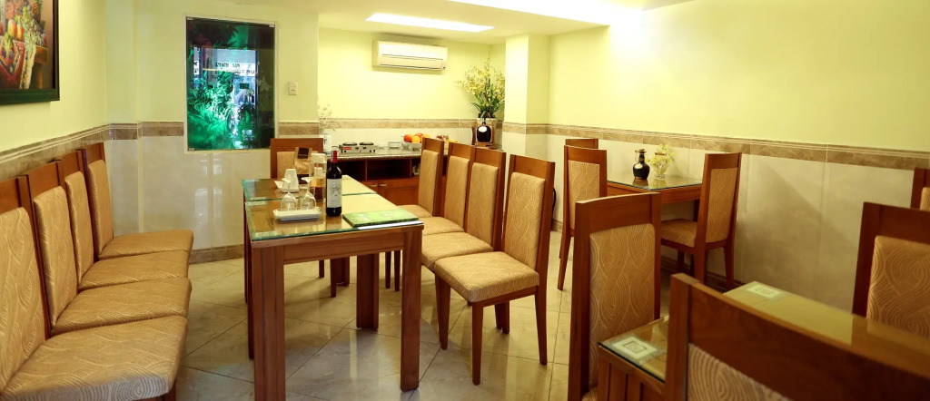 Thanh Long Tan Hotel