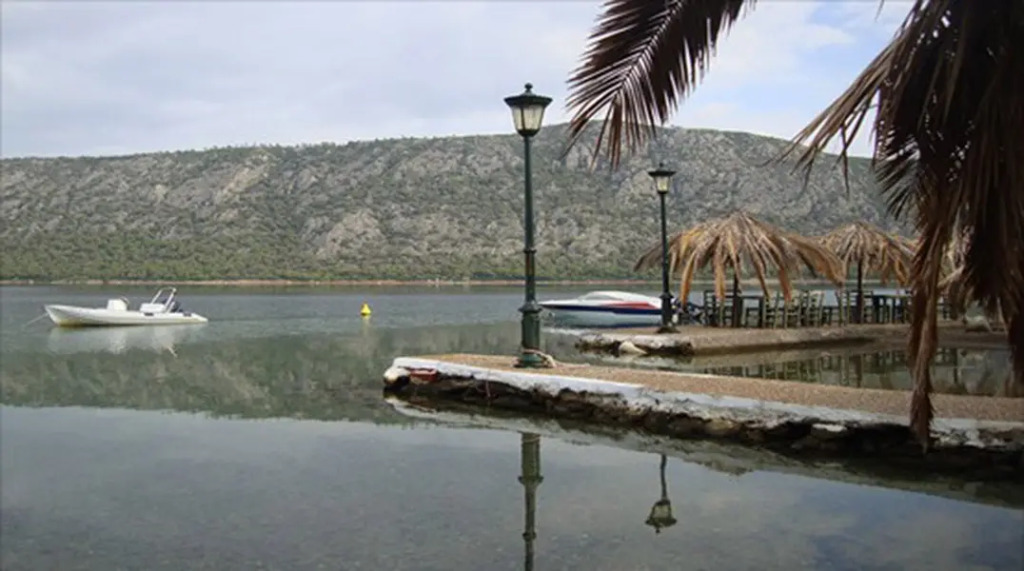 Mantas Bay