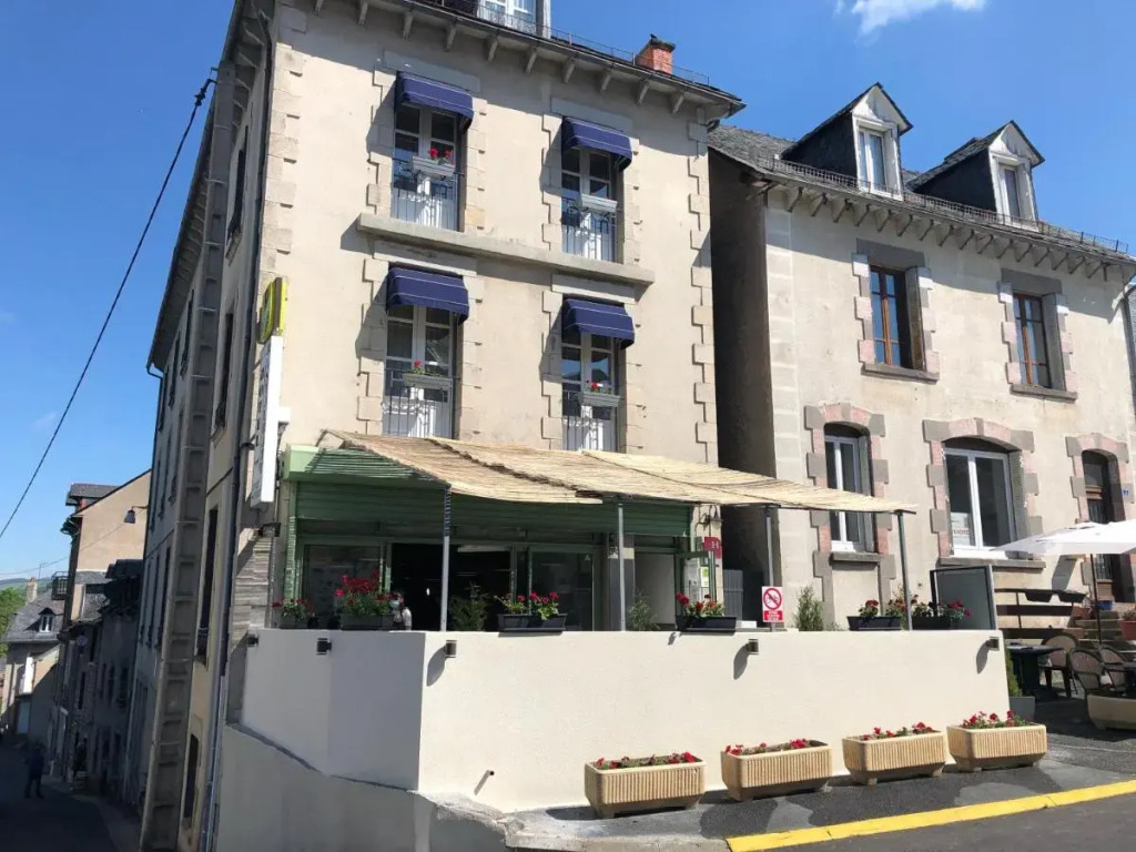 Logis Hôtel Le Relais Des Remparts