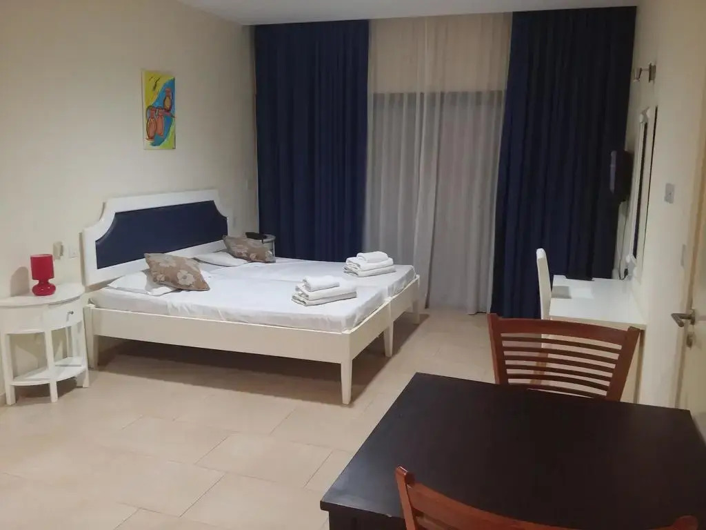Royal Blue Hotel Paphos