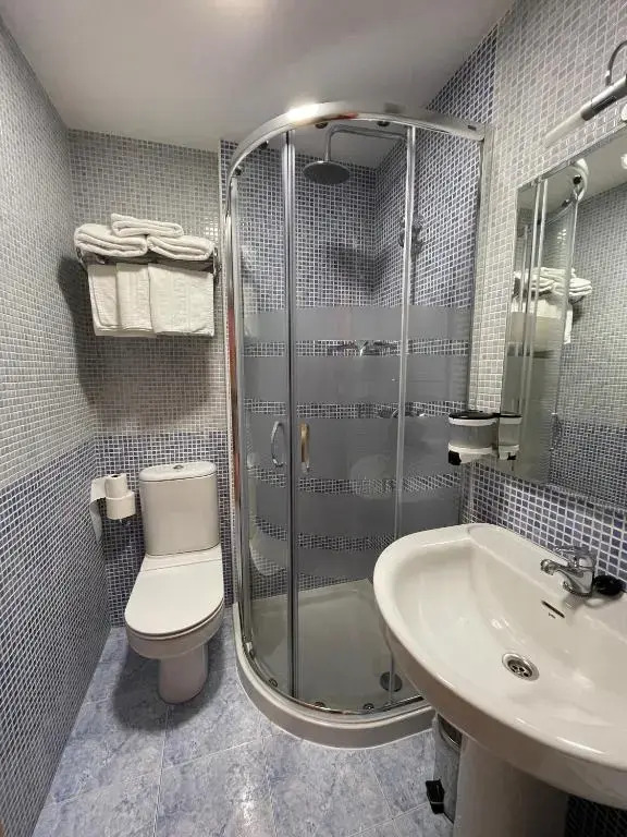 Hostal Santiago 2