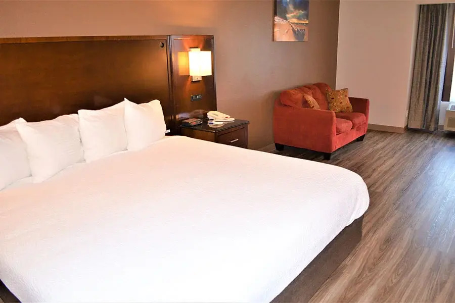 The Ashley Inn & Suites
