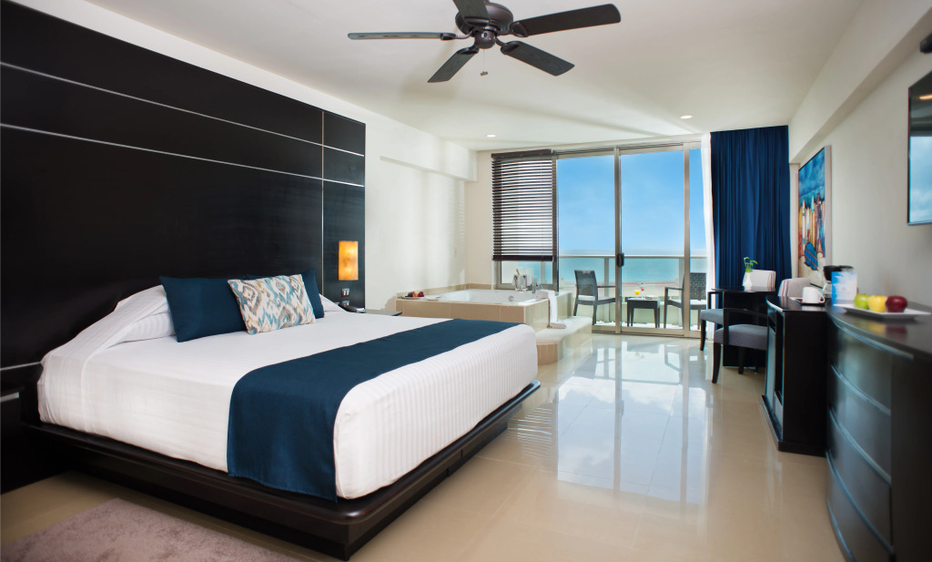 Отель Seadust Cancun Family Resort