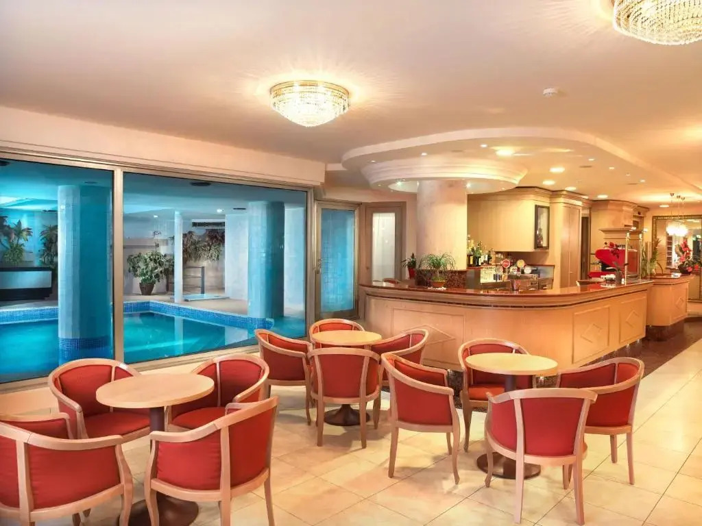 Hotel Mondial