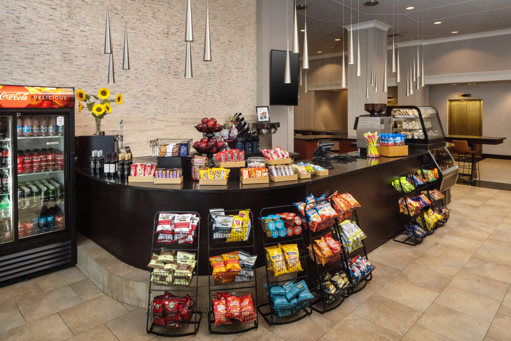 DoubleTree Suites by Hilton Hotel Detroit Downtown - Fort Shelby