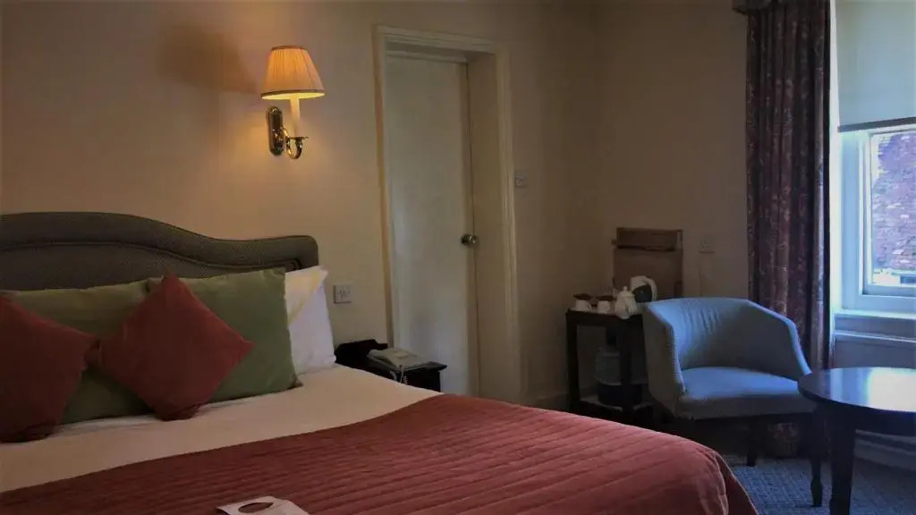 The George Hotel
