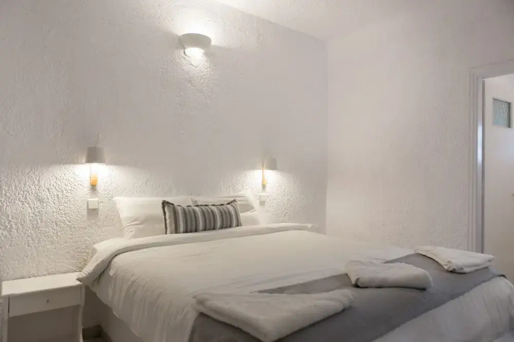 Athermi Suites