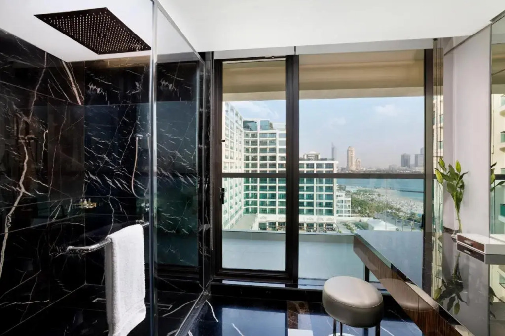 Hilton Dubai Palm Jumeirah