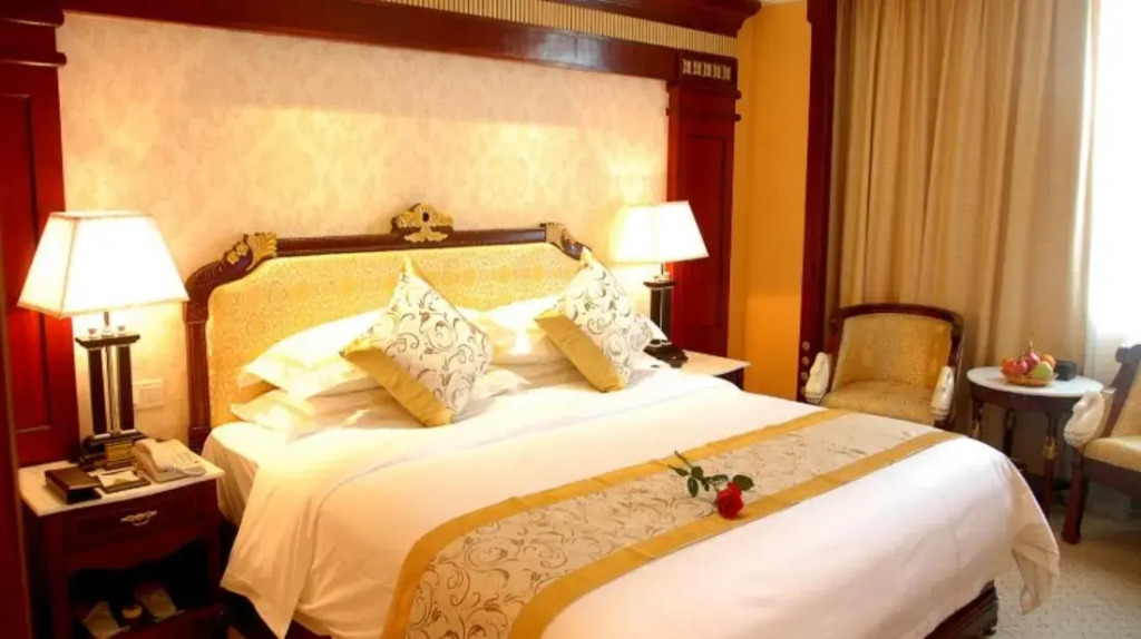 Vienna International Hotel Beihai Beibuwan Square Branch