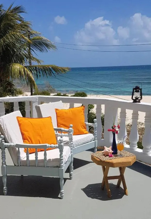 The Islanders Inn