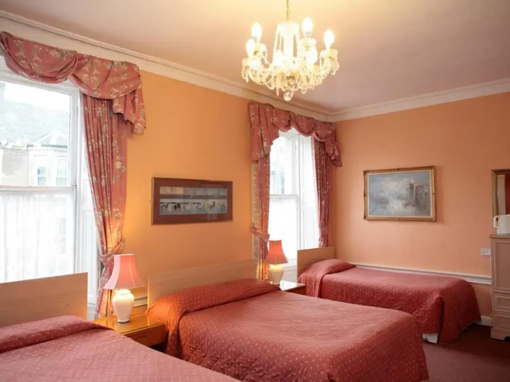 Averon House