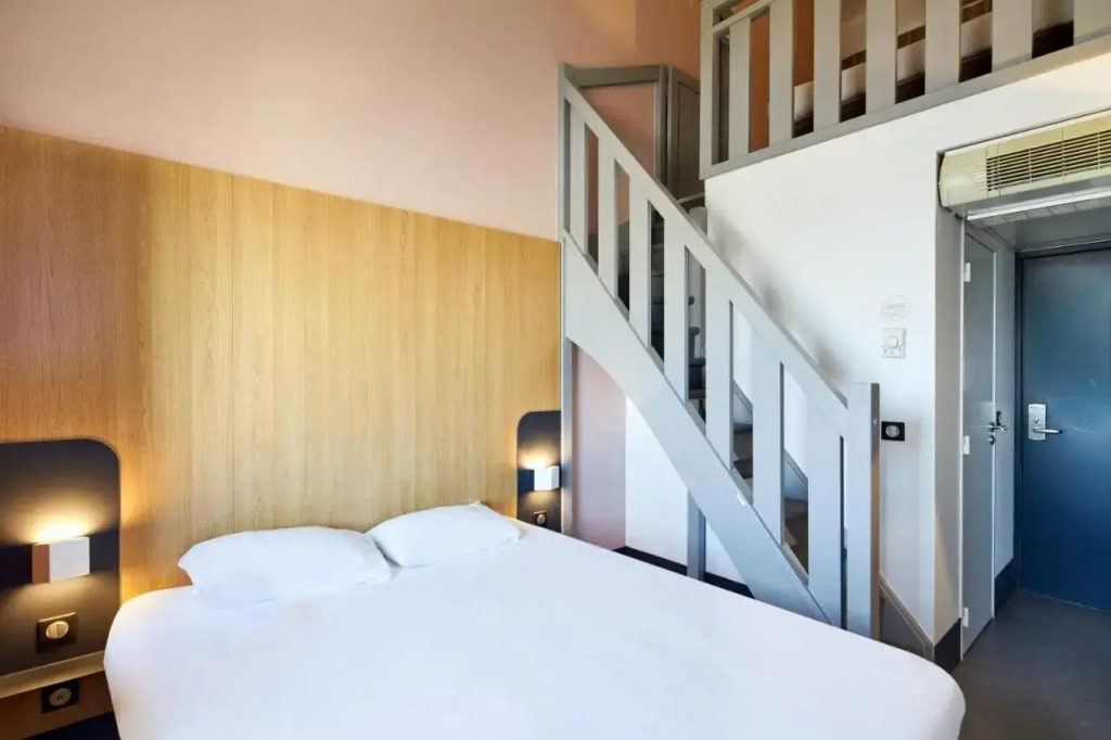 B&B HOTEL Orly Chevilly-Larue - Nationale 7