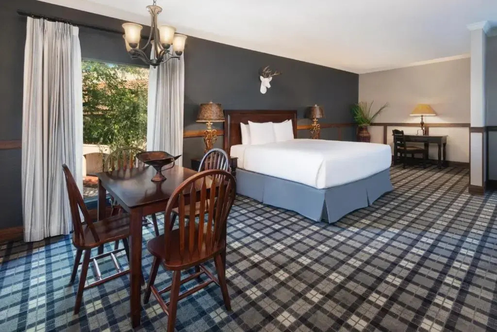 Tapatio Springs Hill Country Resort