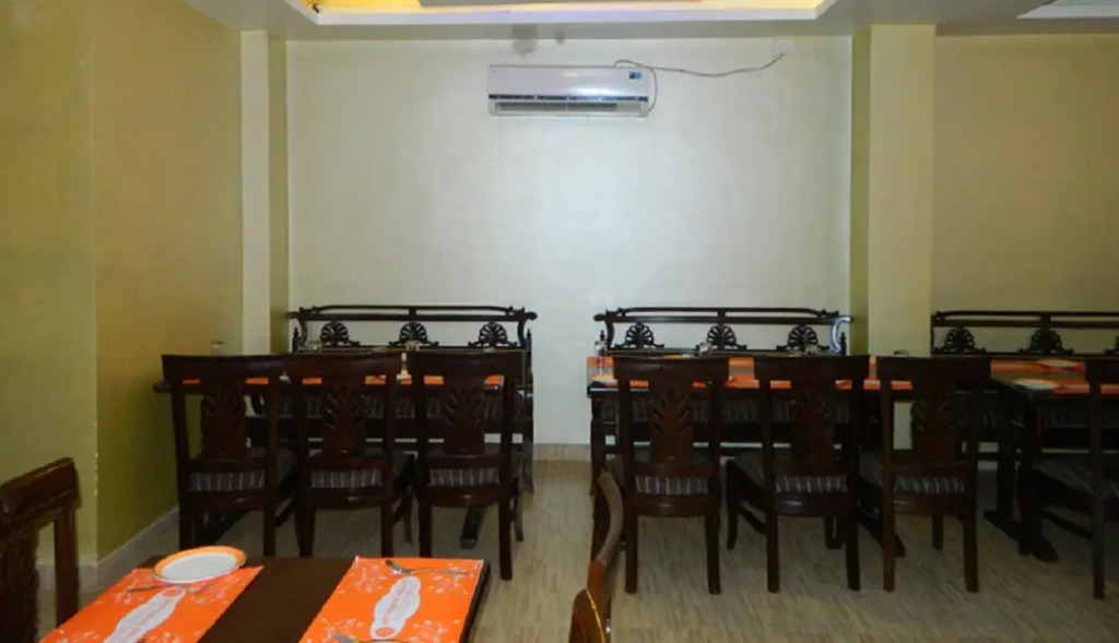 Orange Inn