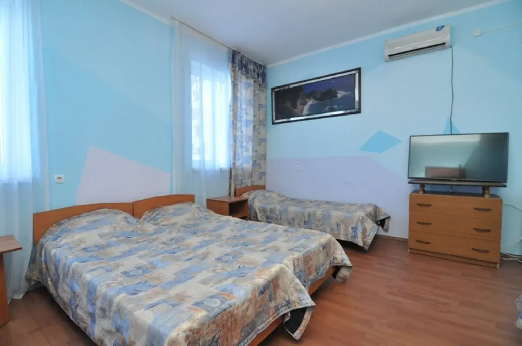 Kardinal Guest House