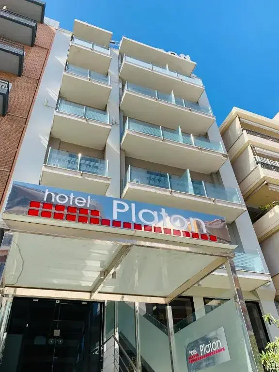 Platon Hotel